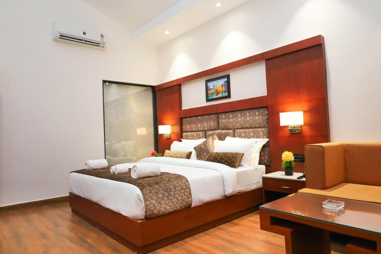 Oralia Resort Ashvem Beach Zewnętrze zdjęcie