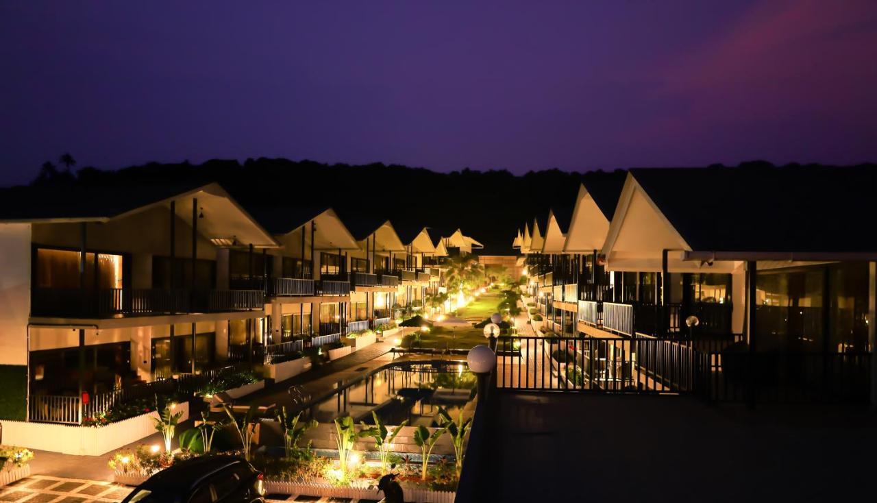 Oralia Resort Ashvem Beach Zewnętrze zdjęcie